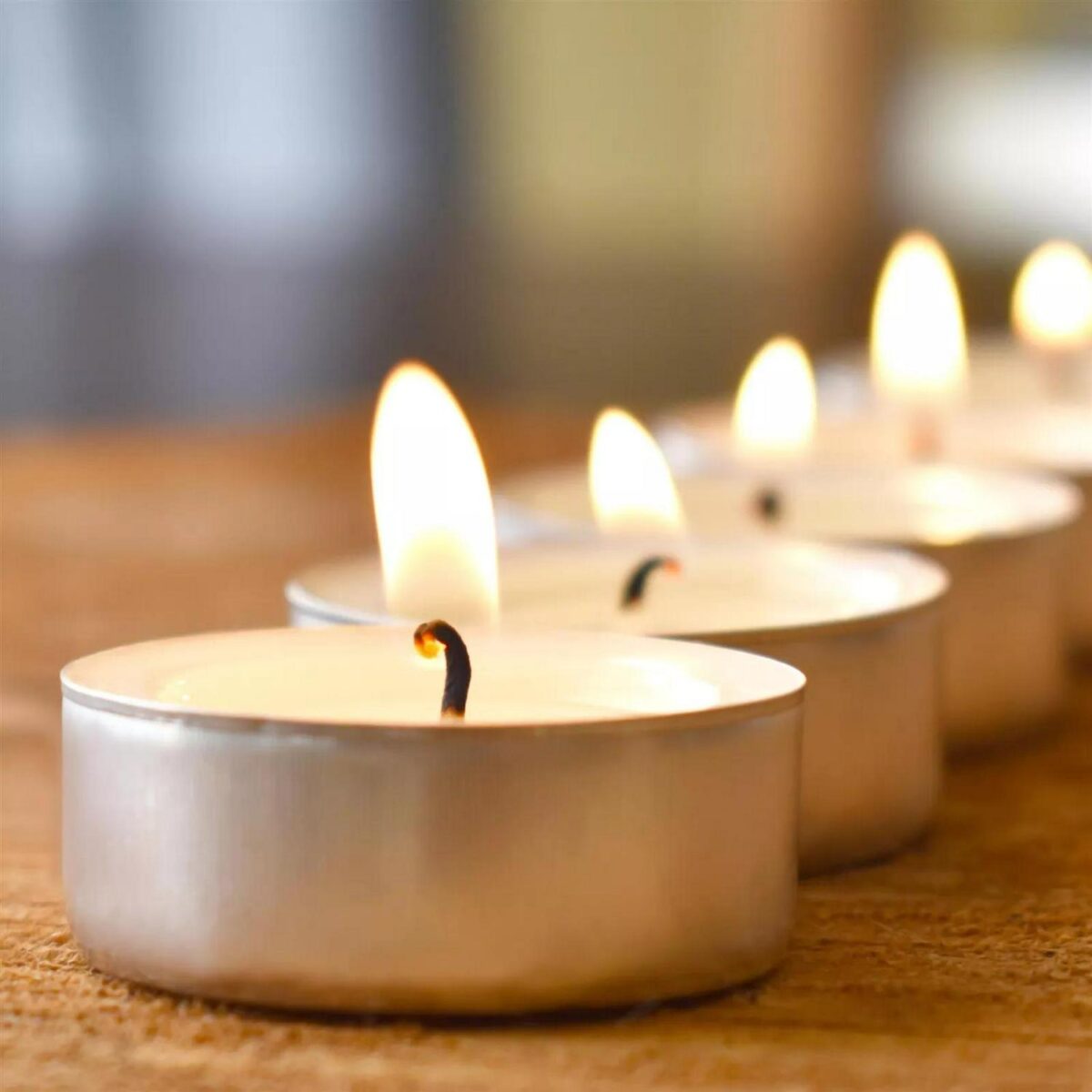 100 Tea Lights 4 Hou 67ecf34d807aa18e9f8c9ef0f7d4e199