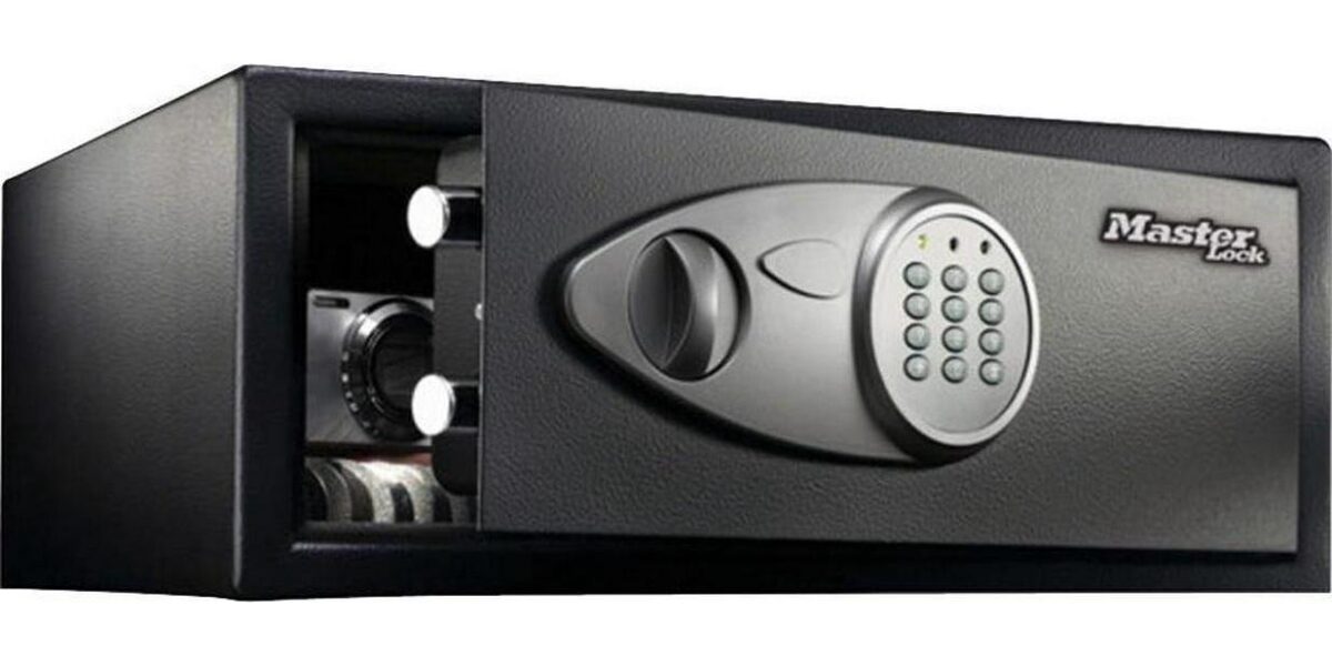 22 03L Large Digital 399023aae578abca327a69d4e33ff724