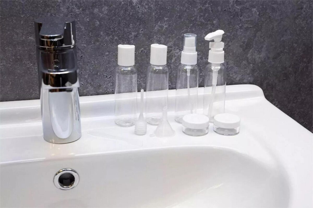 9 Piece Travel Bottl ca583a43722c51adbe34c1120c213a56 1