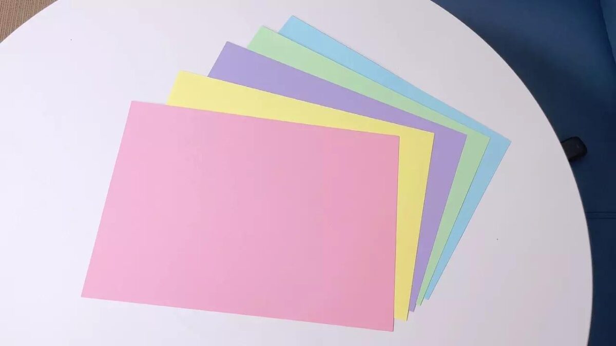 A4 220GSM Coloured C a6fcc8a1d30f37e14a41cc1f62fa3298