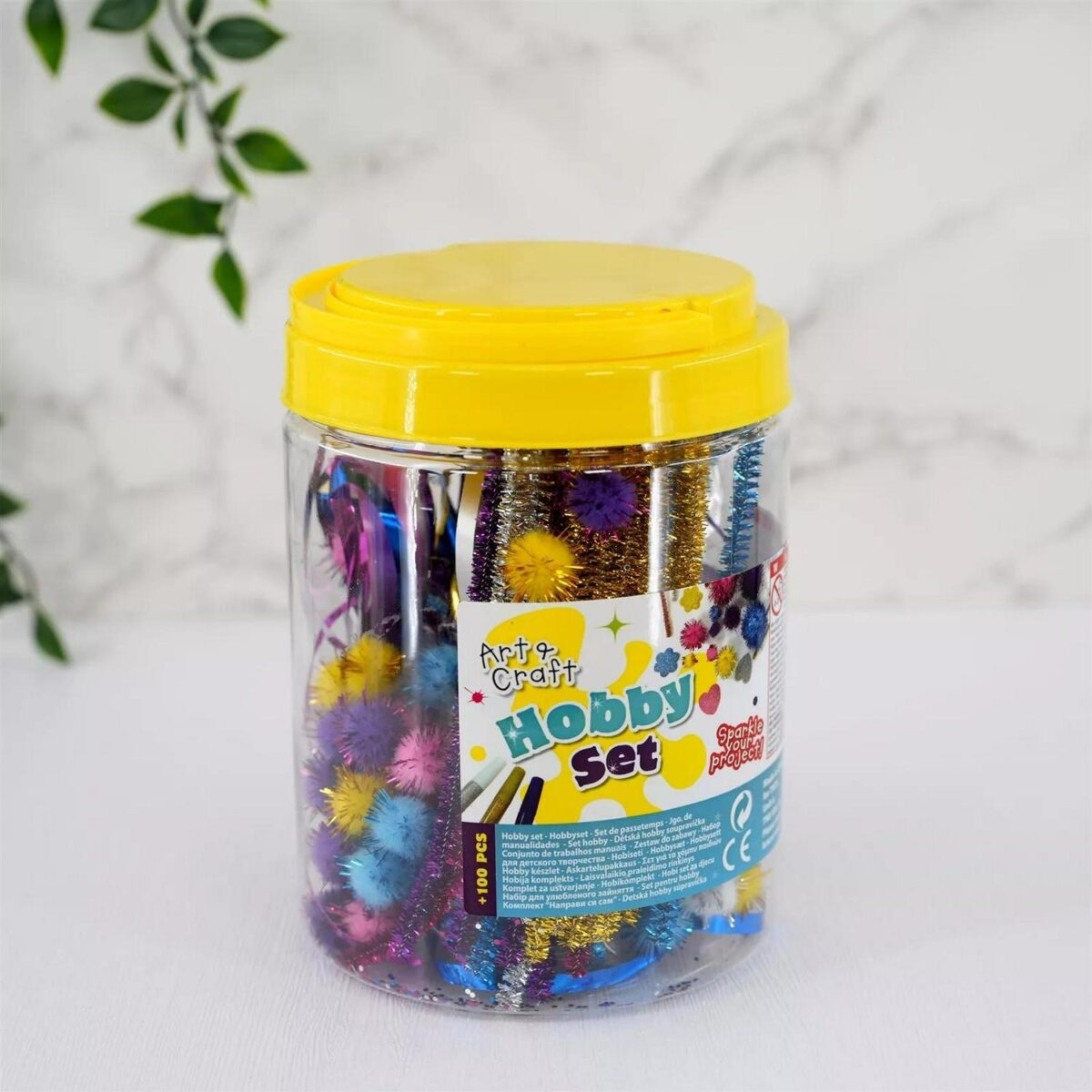 Arts and Crafts Kids e3d86421b6f8a2c3390d6e4f8c18218c