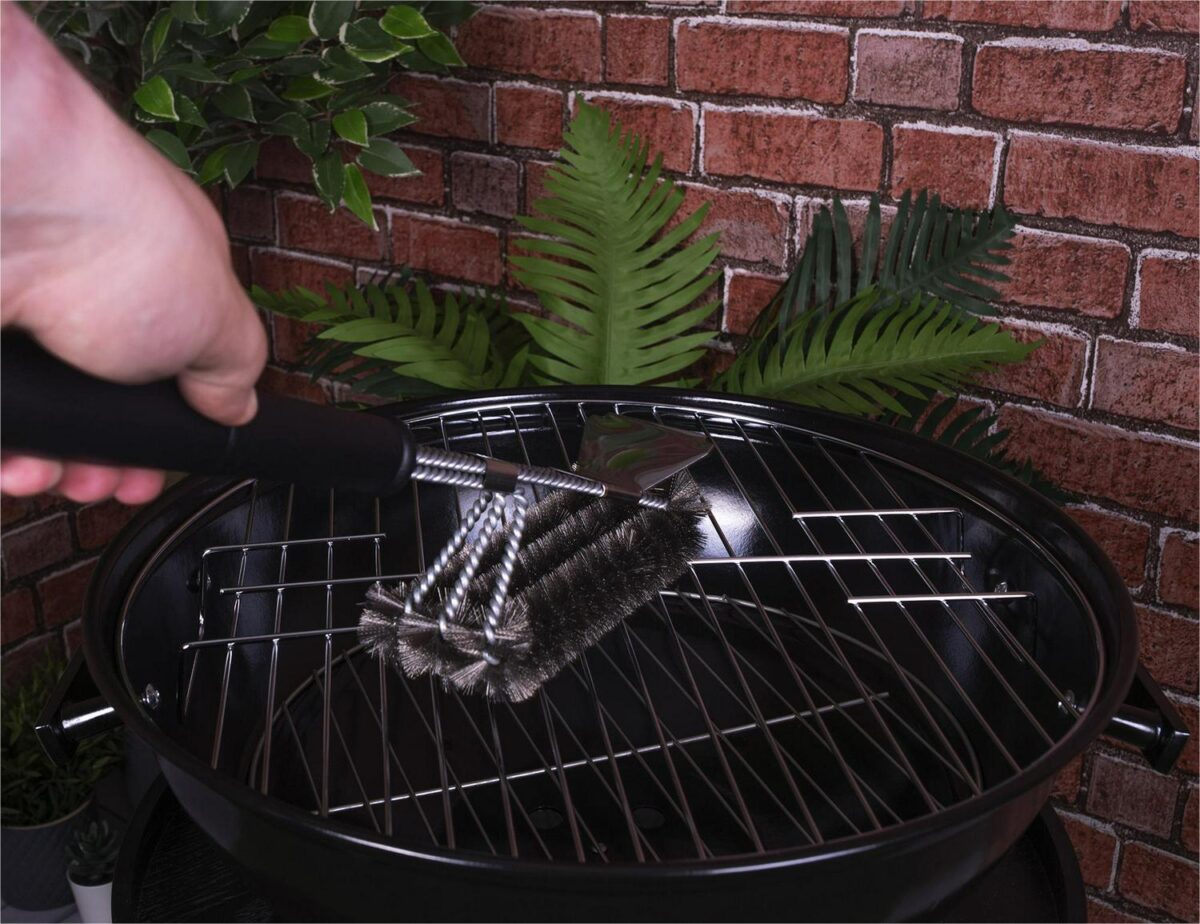 BBQ Cleaning Brush w 2bb10f82e8d3e90e37ef49b7fb0168ae