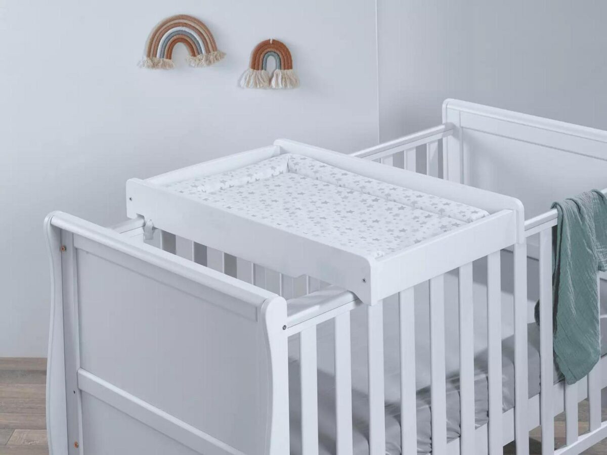 Baby Changing Mat So f96b8e31d8b746525630aee4b42903c7