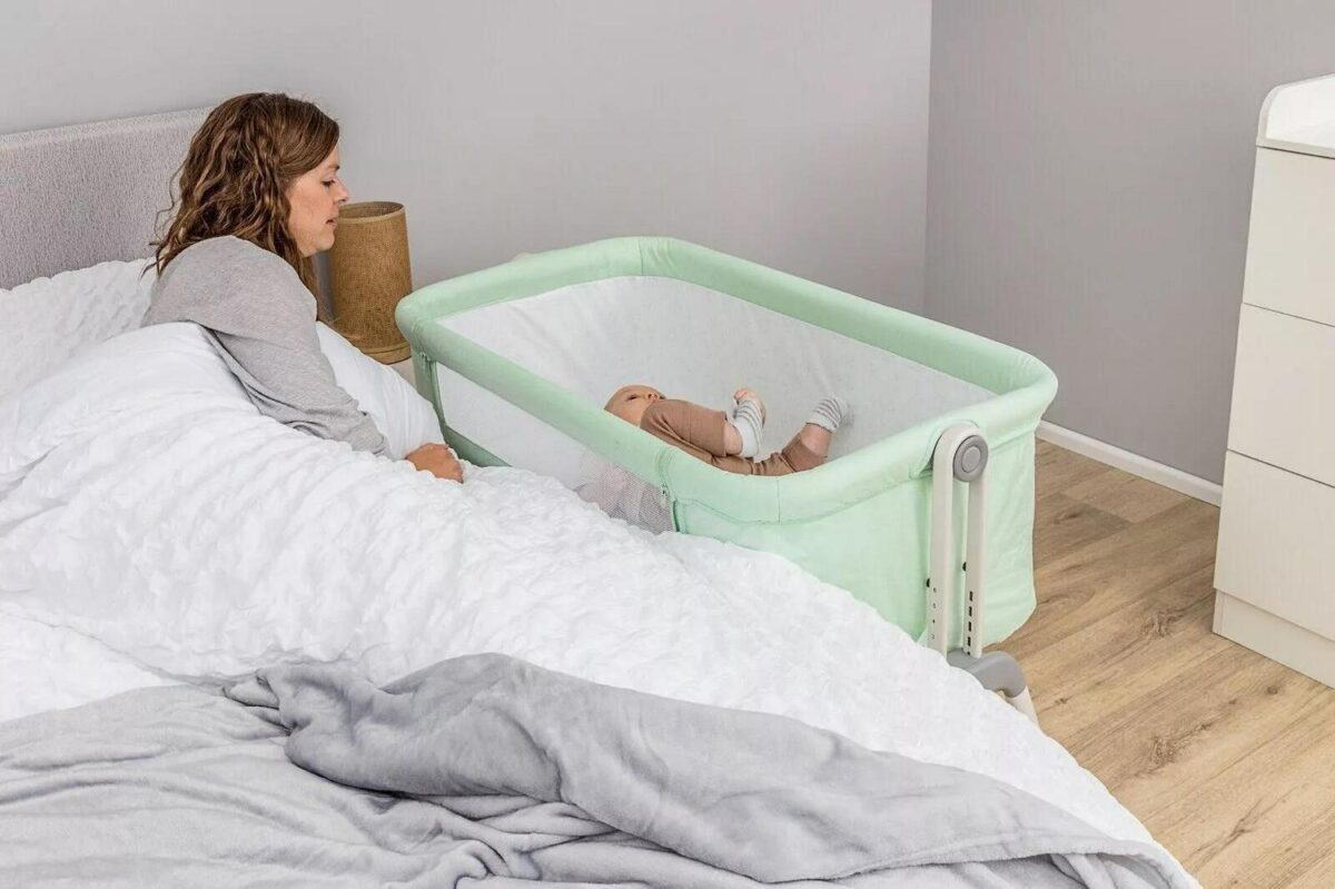 Bedside crib space s ec100b9afaecaf06ee01e14008545a67