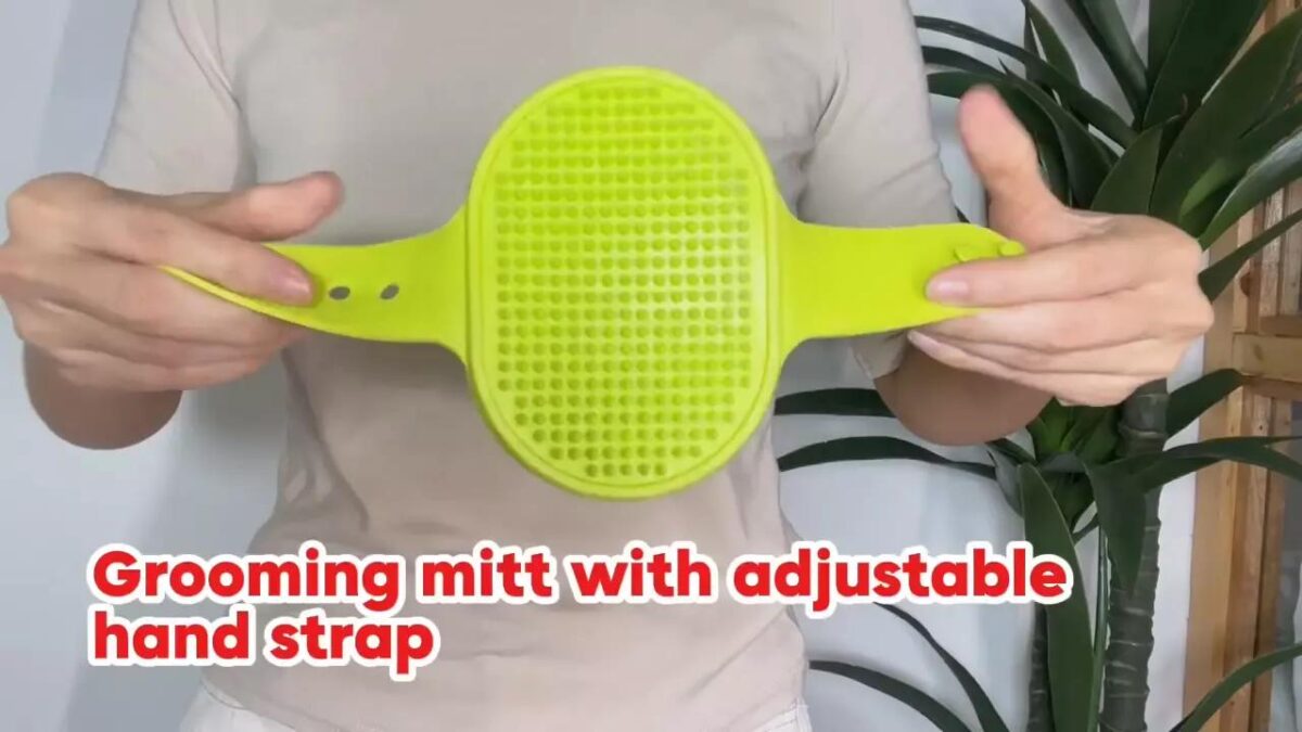 Dog Grooming Mitt Pe 4964d26acc23d56e7f9306df9823a49e