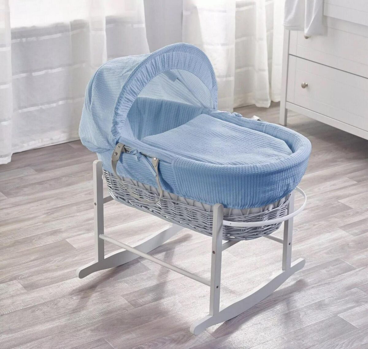 Grey Wicker Moses Ba 608df3c555fb52fcffb8977b5d4a7d90
