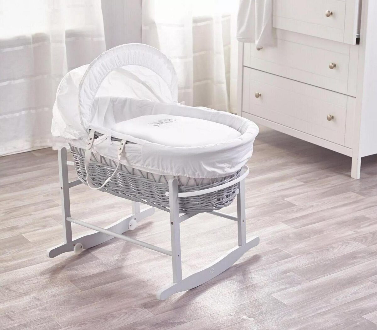 Grey Wicker Moses Ba 6da0a10f891ef9518a13ec068a8883eb