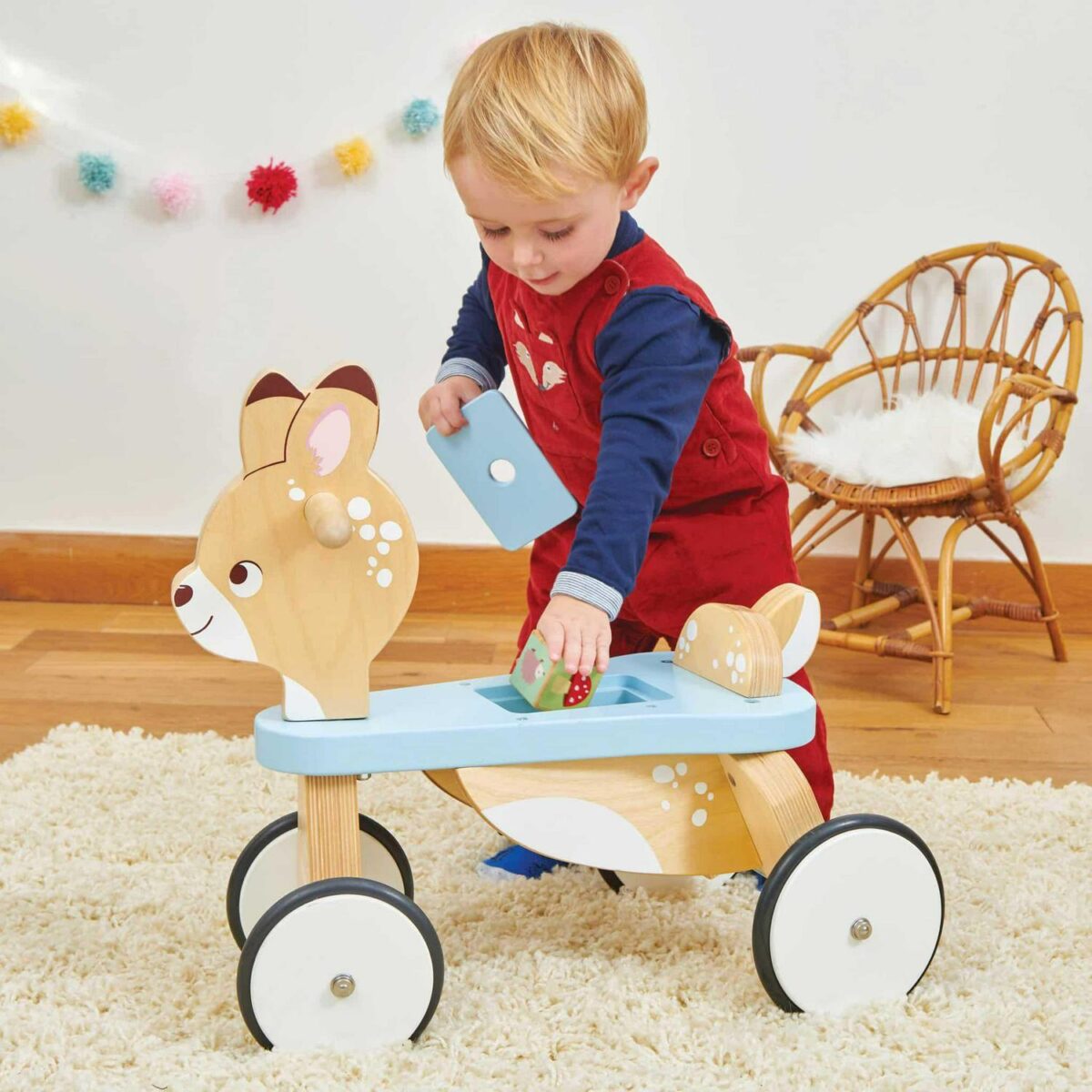 Le Toy Van Ride on D 51e860286f1a8334b5bc4015ae281bdd