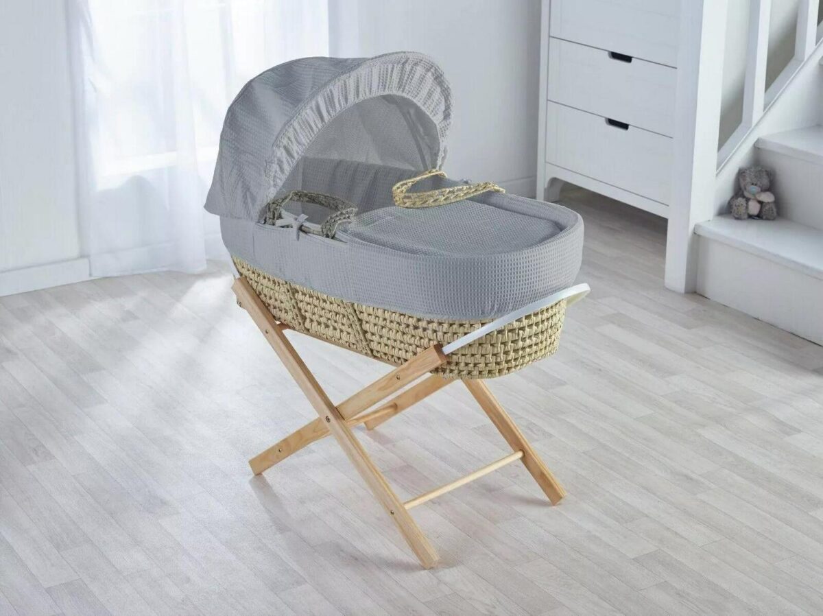 Moses Basket with Fo 51e9444de8a3c56e7ac01e06c3d72936