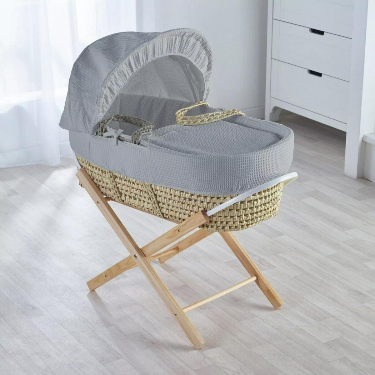 Moses Basket with Fo 532f36227a8fd6d0c5e7459dd2bd2223