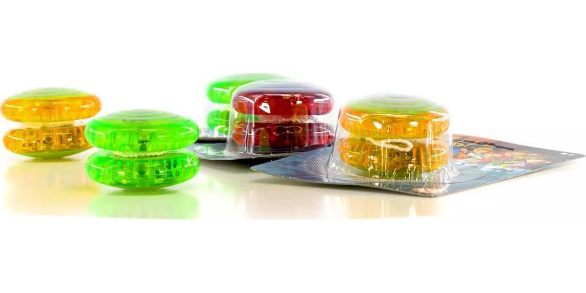 Retro Kids Yoyo Toy fdf5e3f7a390f5ef5ab5a138be5d9cc0