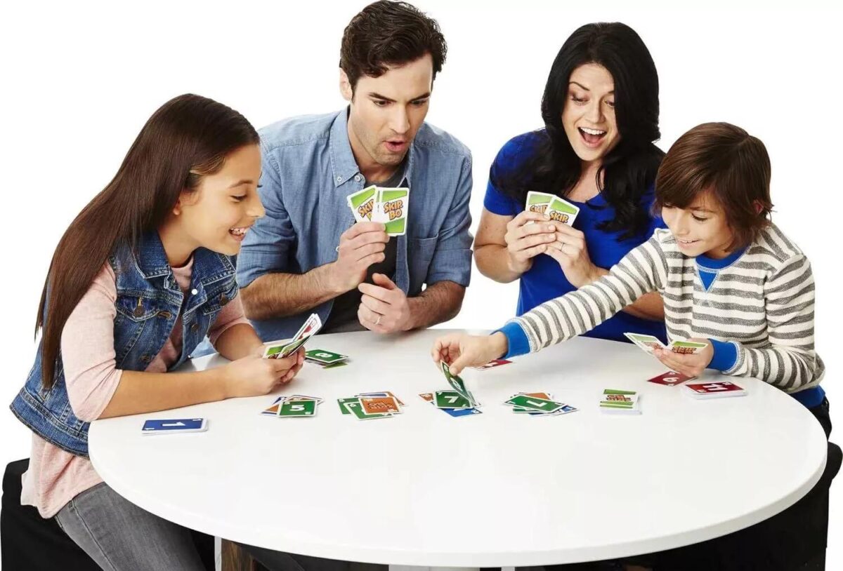 Skip Bo 4a8a3499a659d014e3f980f7ef78f6f6