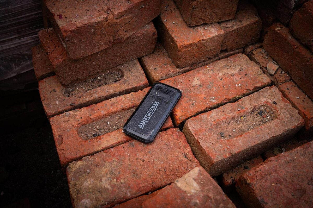 Tradesman 3 Dual SIM 95c068be7c225b7069fbe1132913f3cf