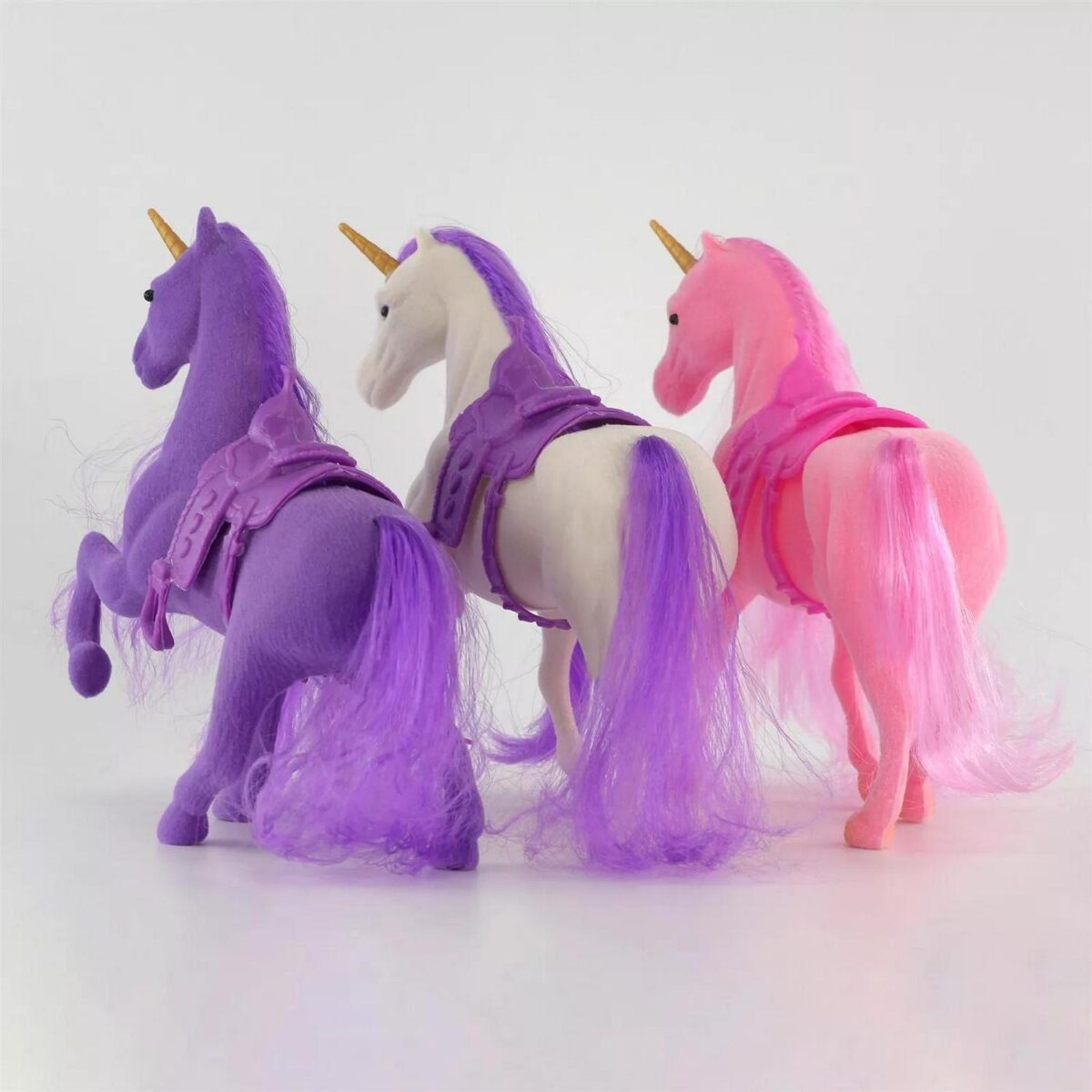 Unicorns in Stable P 16e49549fac74d85d9e8011be226ad2f
