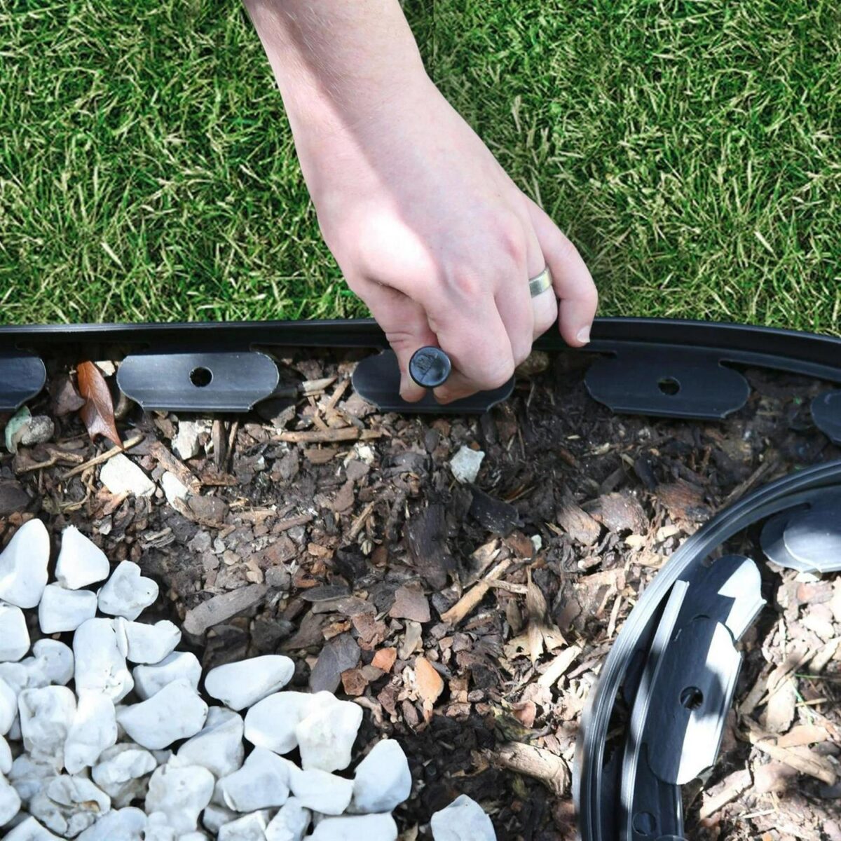 10x Flexible Plastic Lawn and Path Edging 100m x 4cm Black Garden Grass Border - Image 6