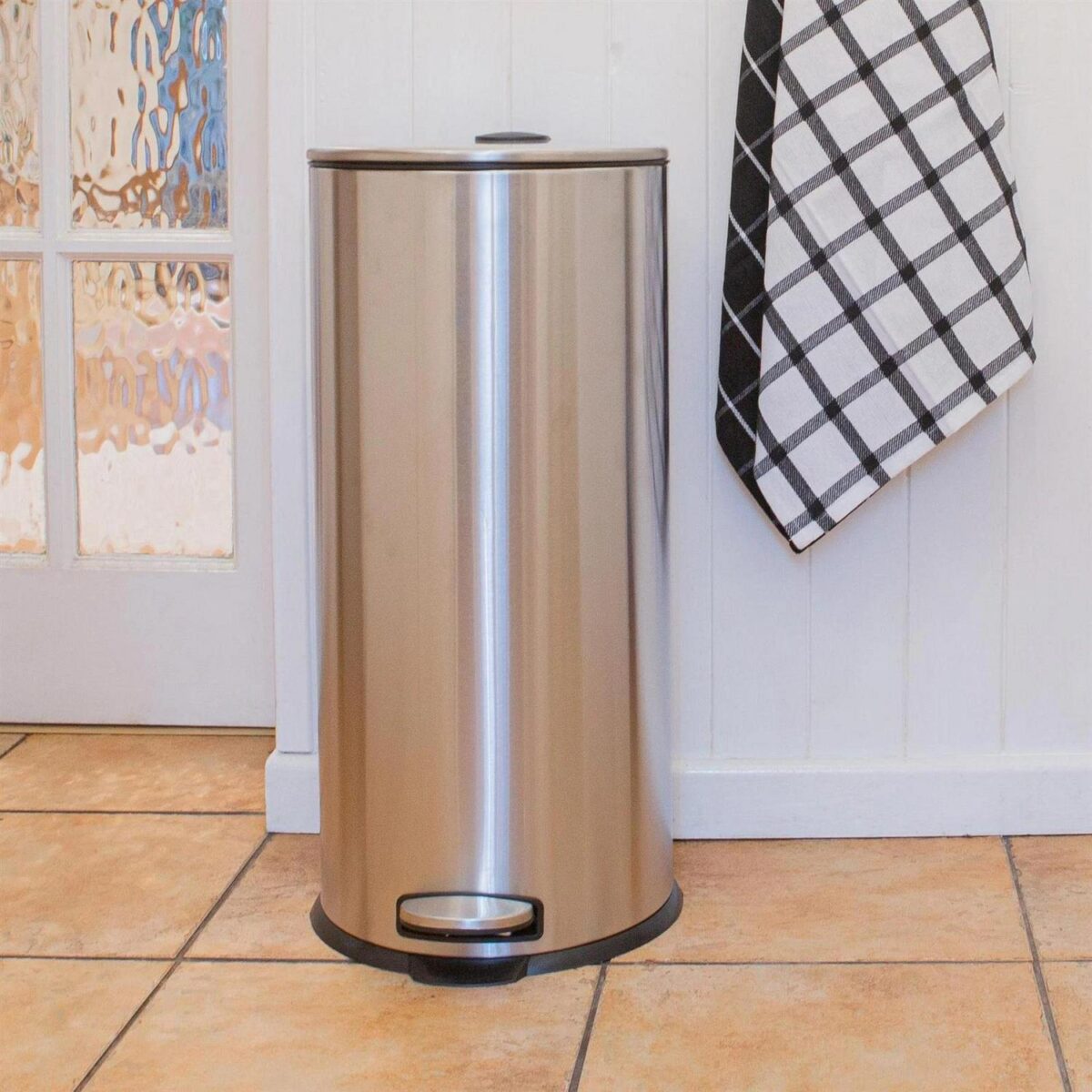 1x Brushed 30L Round Stainless Steel Kitchen Pedal Bin Rubbish Waste Dustbin - Image 5