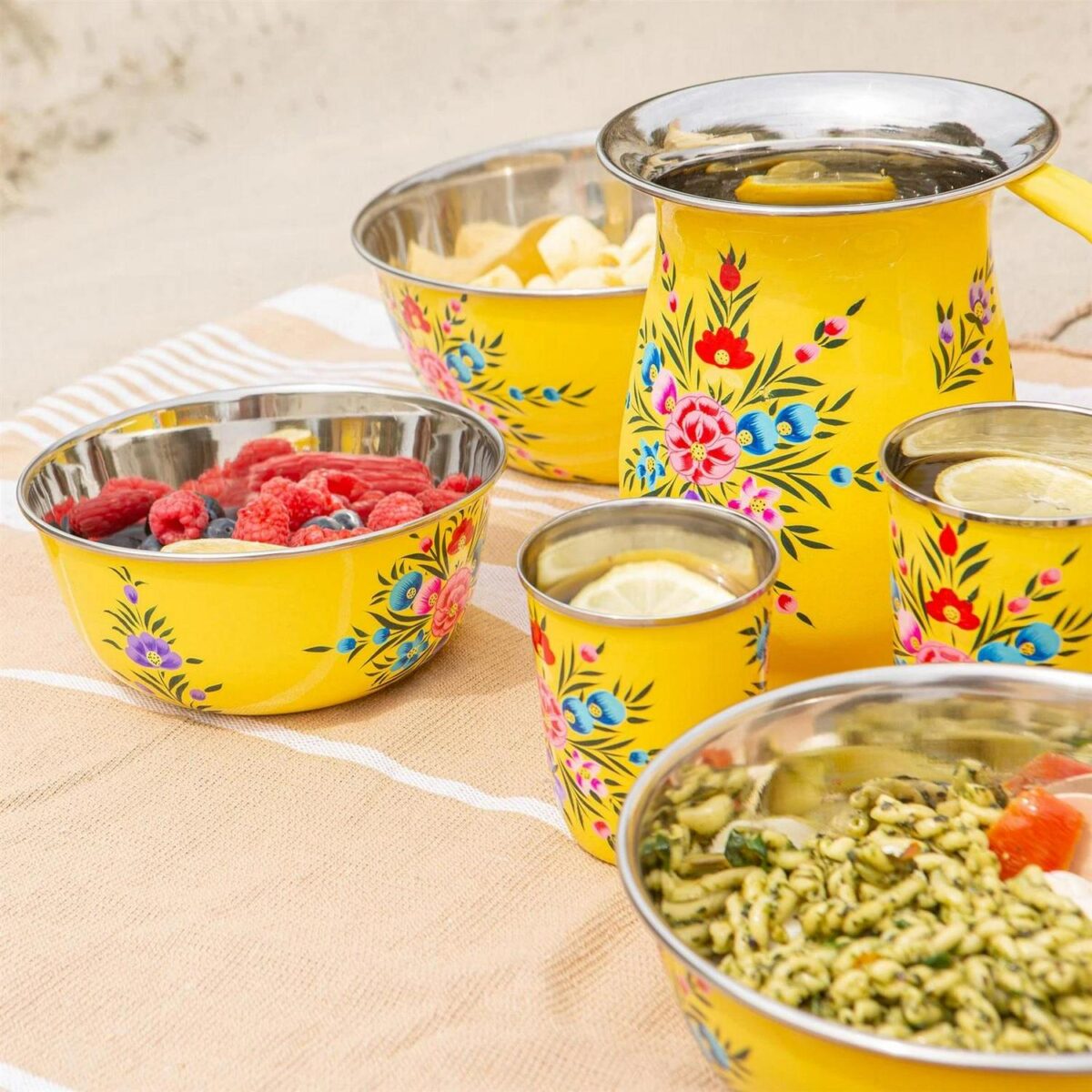 1x Buttercup Pansy 300ml Stainless Steel Picnic Tumbler Reusable Party BBQ Set - Image 5