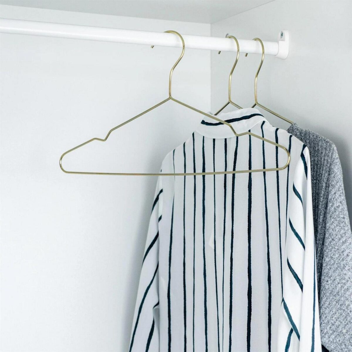 20x Gold Metal Kid's Hangers Baby Children Coat Clothes Hanger Trouser Bar - Image 5