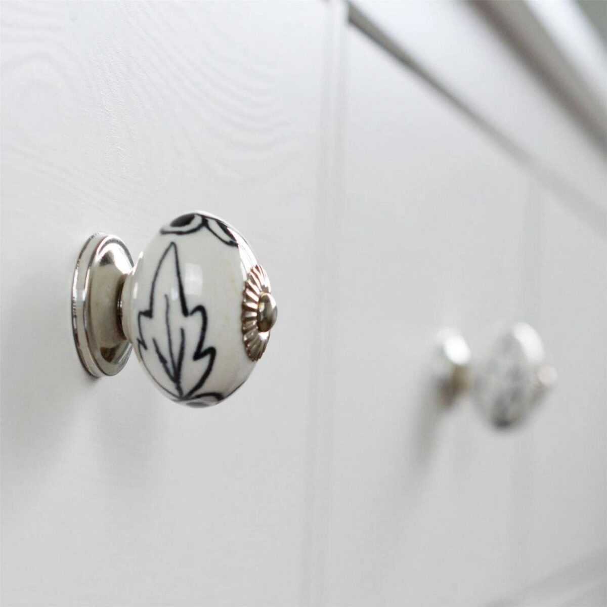 24x Round Ceramic Cabinet Knobs Cupboard Door Drawer Handles Black Flower - Image 6