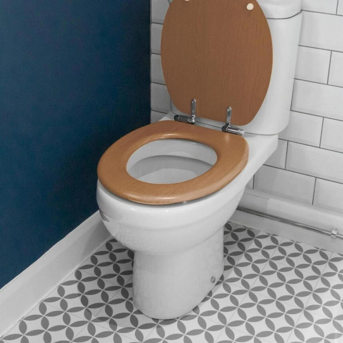 2x Dark Oak Soft Close Wooden Toilet Seats Oval Shape Bathroom WC Top Fittings - Image 6