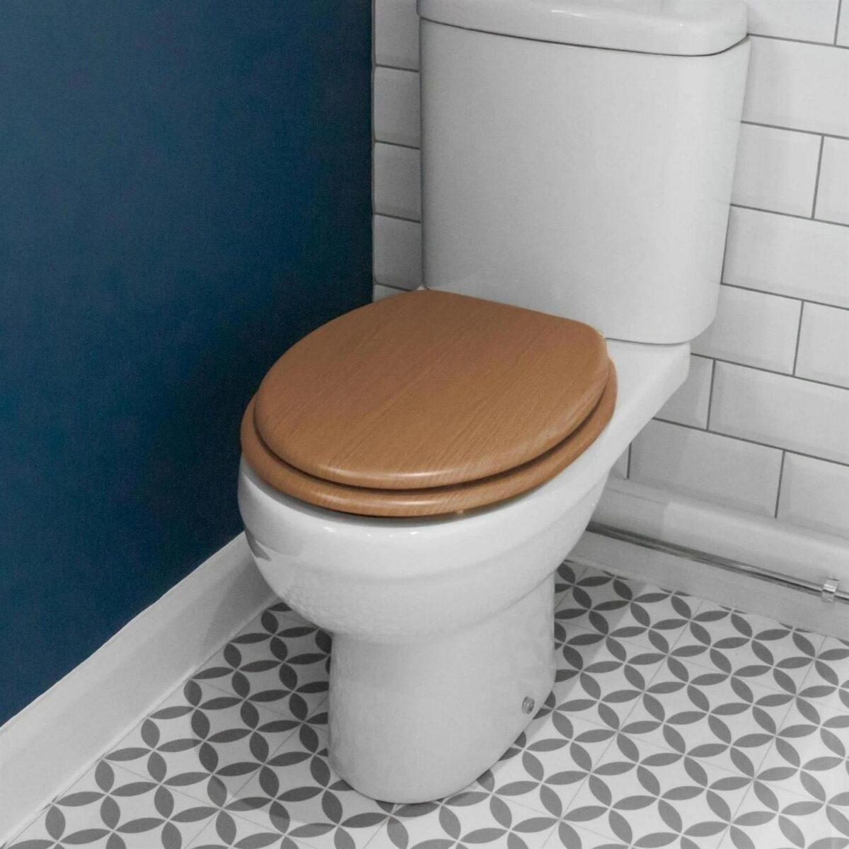 2x Dark Oak Soft Close Wooden Toilet Seats Oval Shape Bathroom WC Top Fittings - Image 5