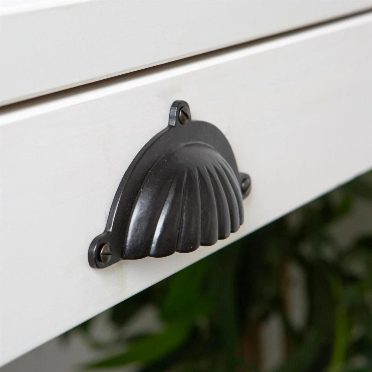 2x Fluted Cabinet Cup Handle Cast Iron Cupboard Handles 130mm x 60mm Black - Image 7