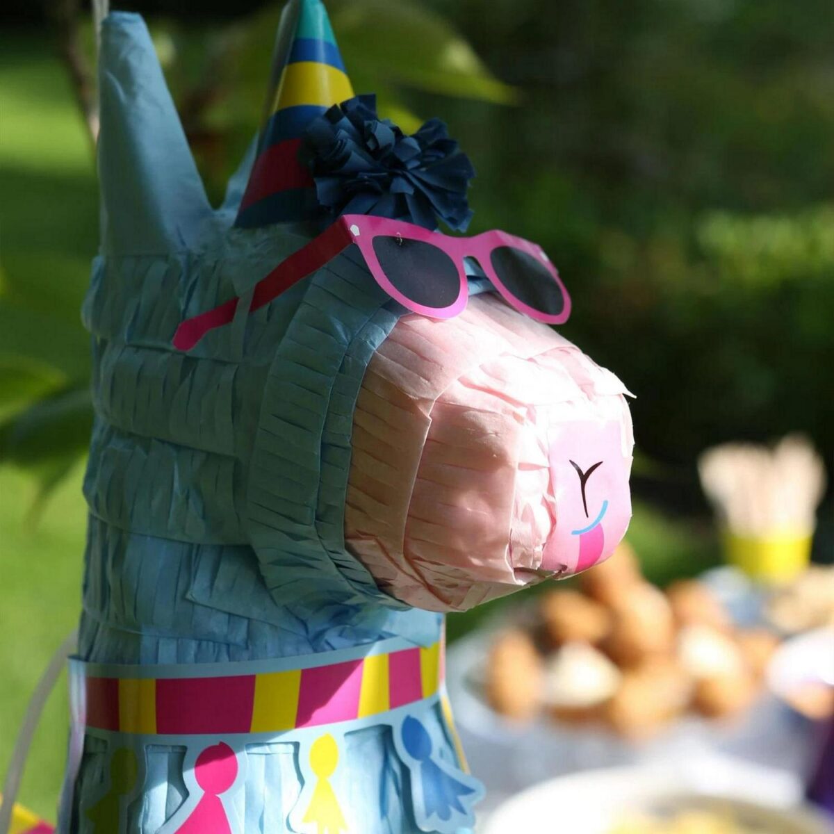 3pc Llama Pinata Set 4a4cb42adf4cdcffd729e3d3c7644169
