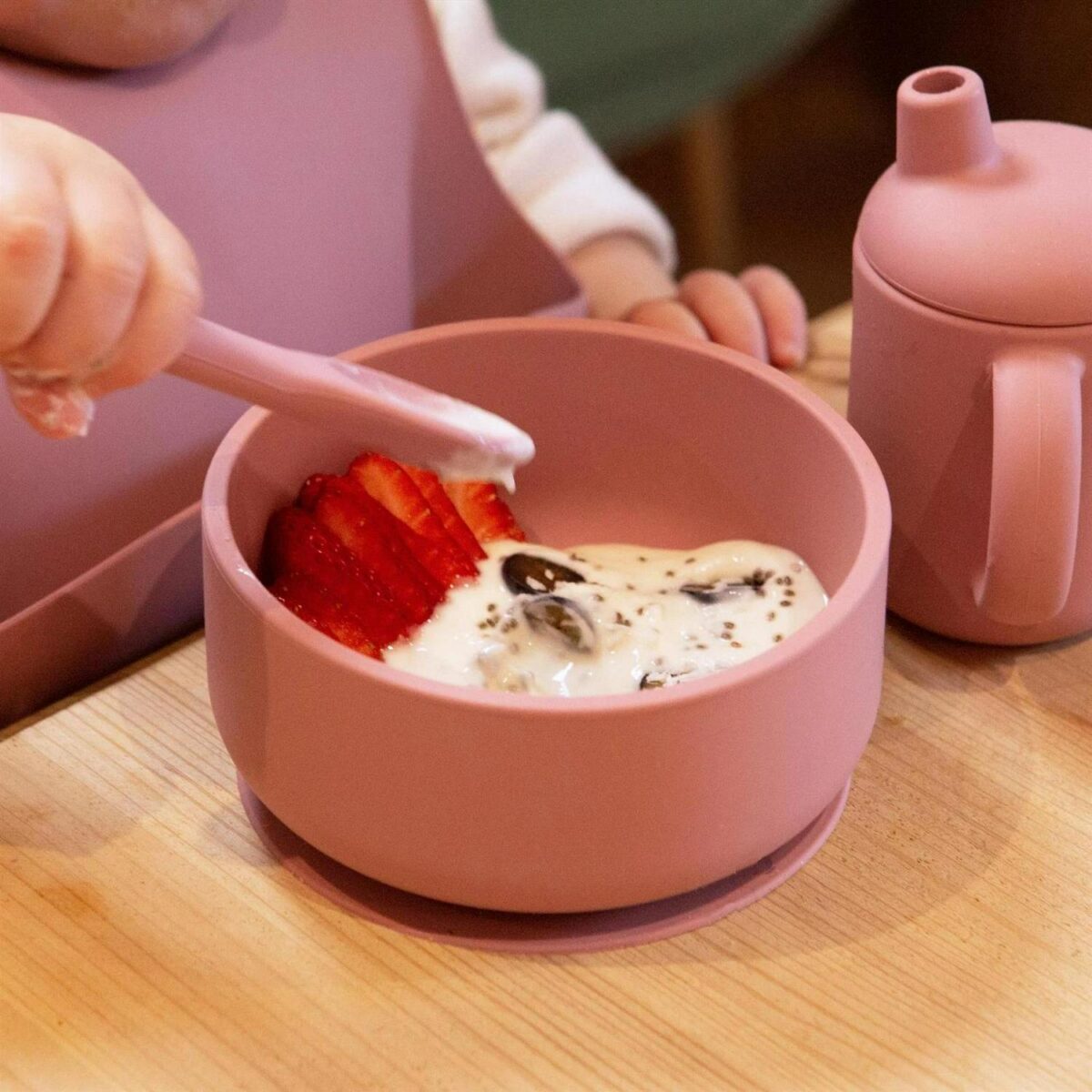 3pc Tiny Dining Dust 686d1d083f16a34896764254a923948a