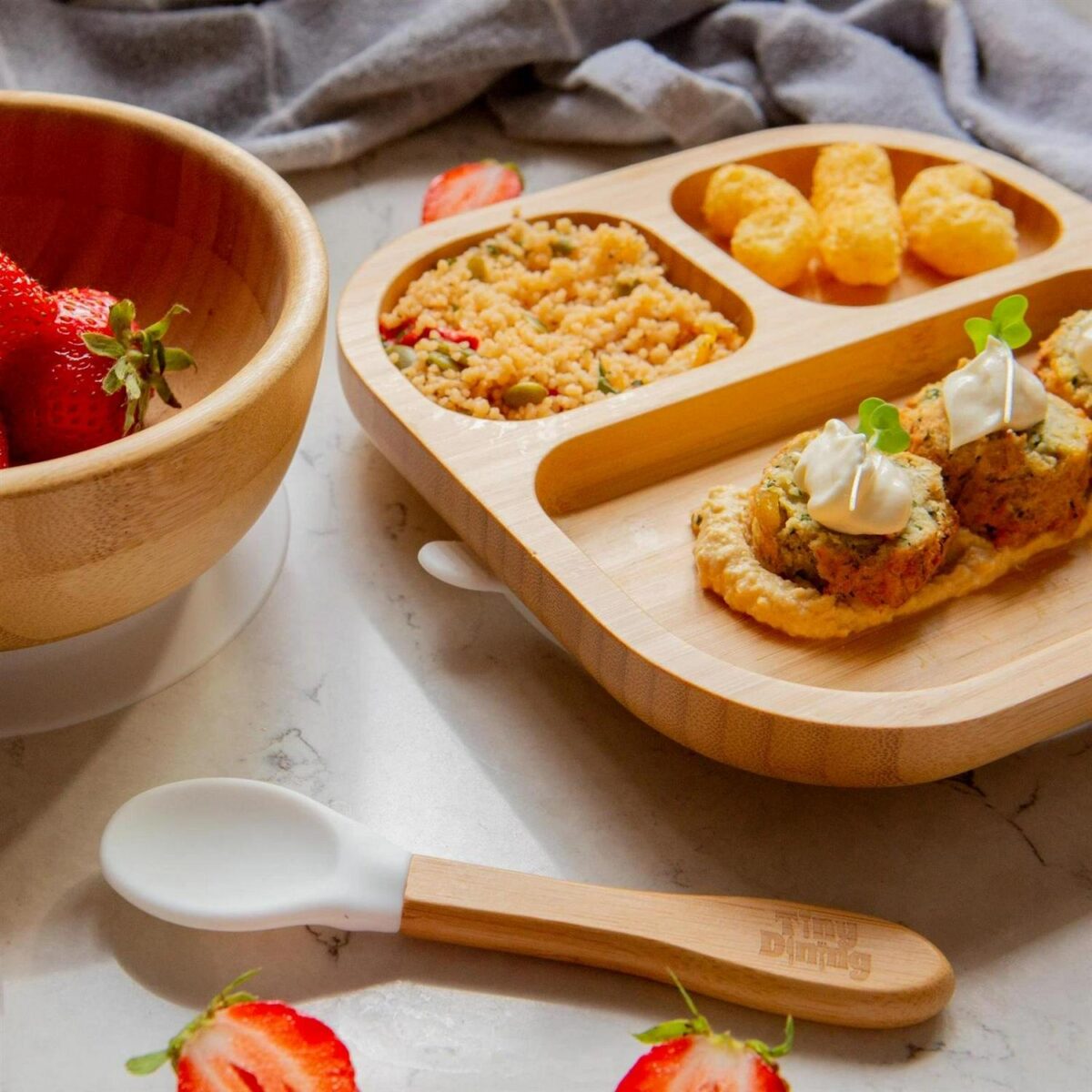 4pc Tiny Dining Yell be07a710f17640c0a69f14237ff835b2