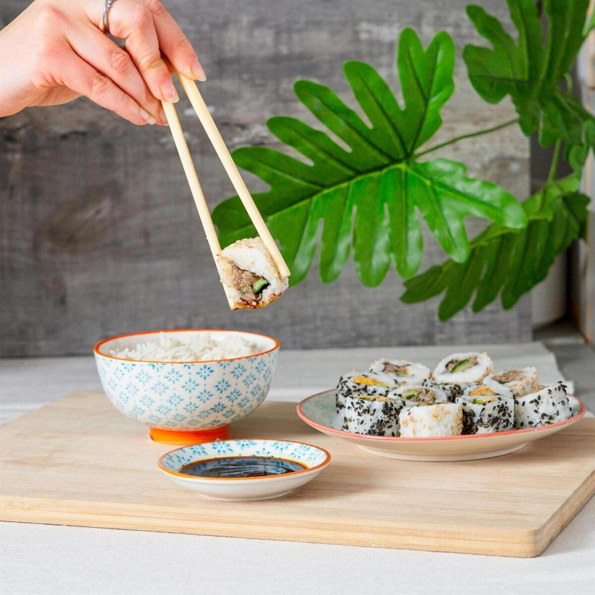 6x Hand-Printed Rice Bowls Japanese Porcelain Ramen Dessert Crockery 12cm Blue - Image 6