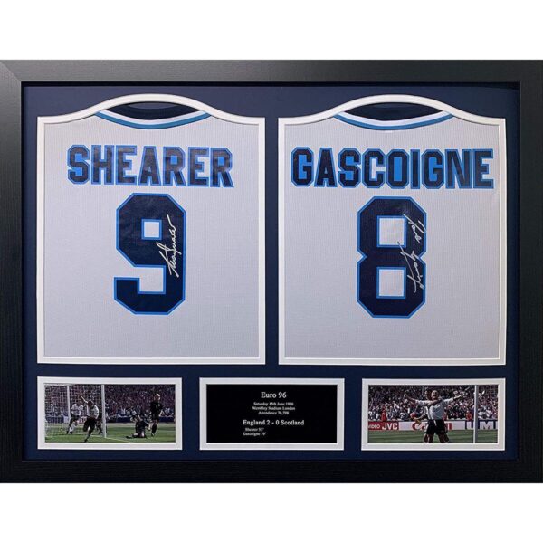 Alan Shearer and Pau 39e7b023cb21e676d0aee74f55e7b228