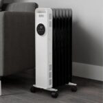 BLACK + DECKER BXRA43011GB Portable Oil-Filled Radiator - White - Image 2