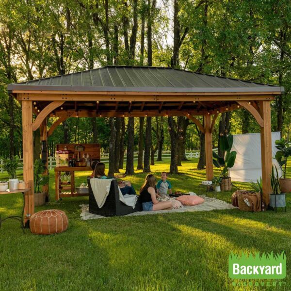 Backyard Discovery B c52e129a9738e11f4b367db2c1e56d90