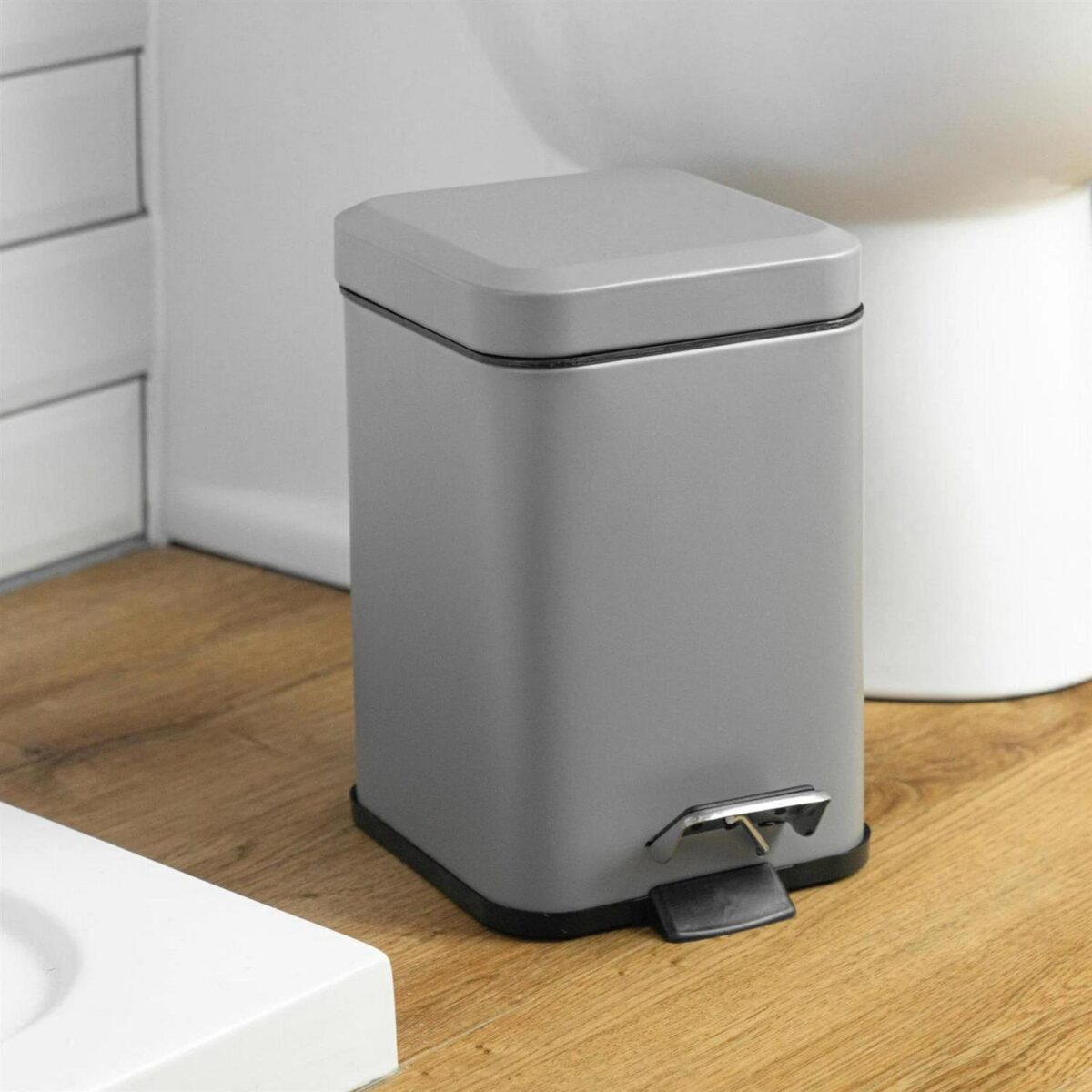 Bathroom Pedal Bin S c69228d8feabc57f161cb0c167c34269