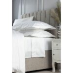 Belledorm 1200 Thread Count Cotton Oxford Pillowcase Pair in White - Image 2