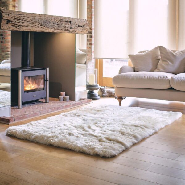 Bowron Sheepskin Are 37e3cb5fa567cb9b7461faecd53113c9