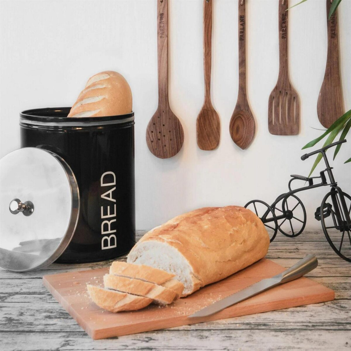 Bread Bin Storage Ki cd8e8bac48e24851950099e01f8078fa