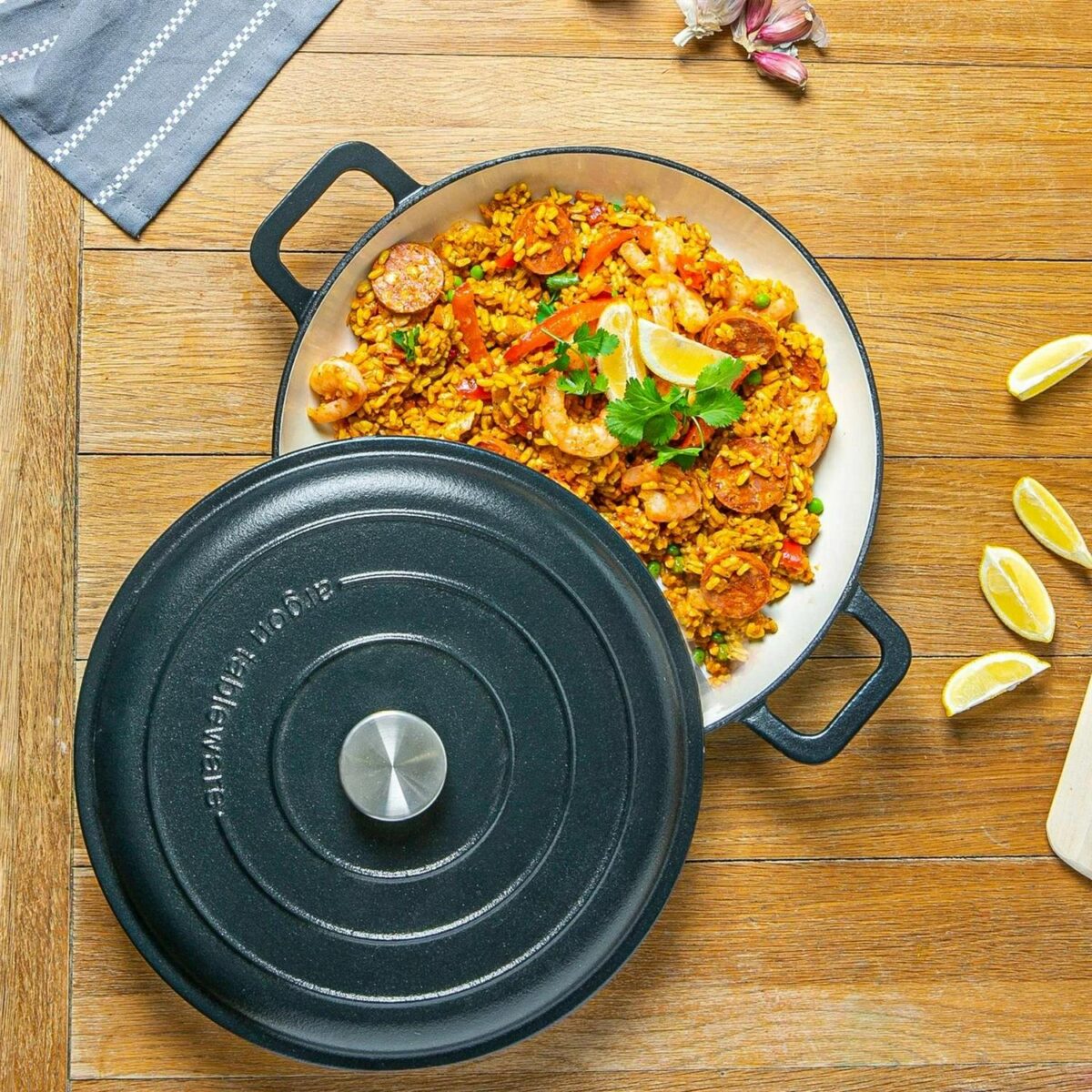 Cast Iron Shallow Casserole Dish with Lid Enameled Hob to Oven 2.3L Matt Black - Image 6