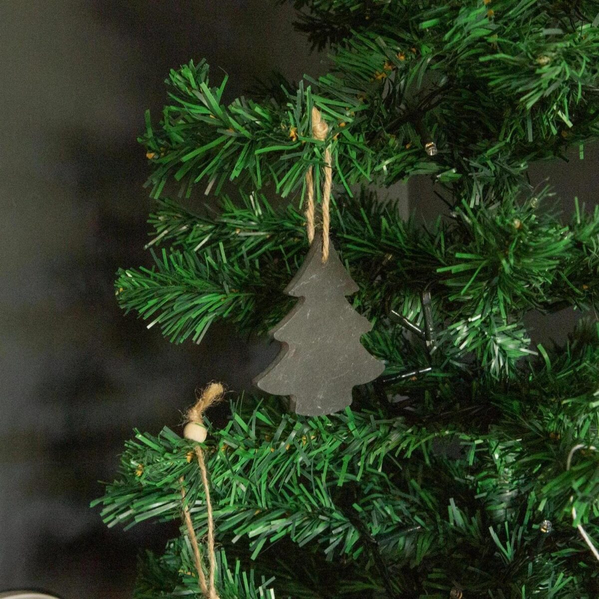 Christmas Tree Decor cb6b55a6973d304055450af9b1ee8bf1