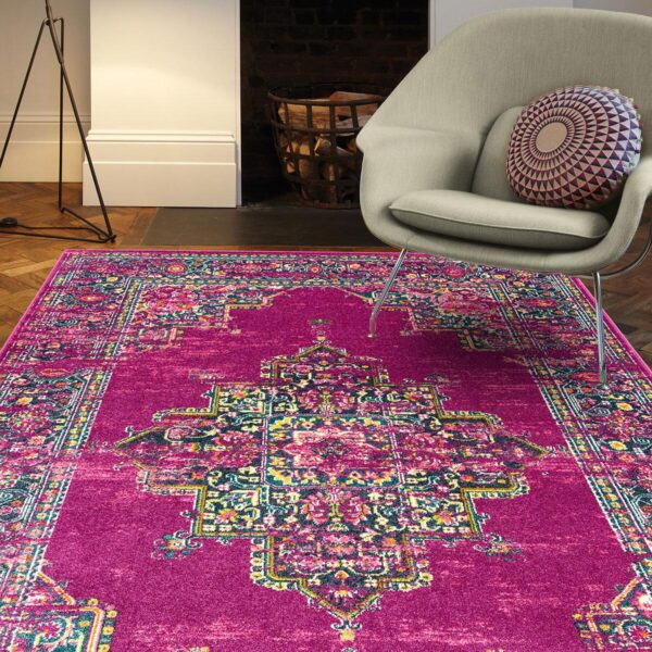 Colt Medallion Rug i 7531cabc3e0194b6f3630df73002a6b4