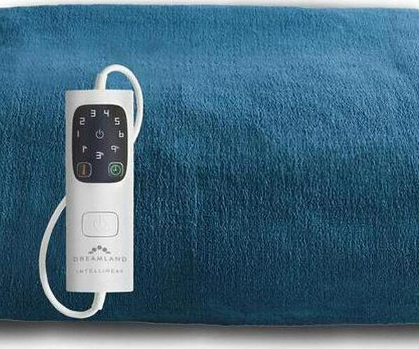 DREAMLAND Snuggle Up 37d9e80464ab1d6c9f9b28c059ca1408