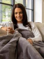 DREAMLAND Snuggle Up Velvet Heated Throw - Grey, 160 x 120 cm - Image 7
