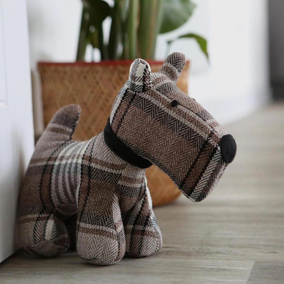 Dog Door Stop Bentle 6b95ba5504dc8d337c40d2ea403b3013