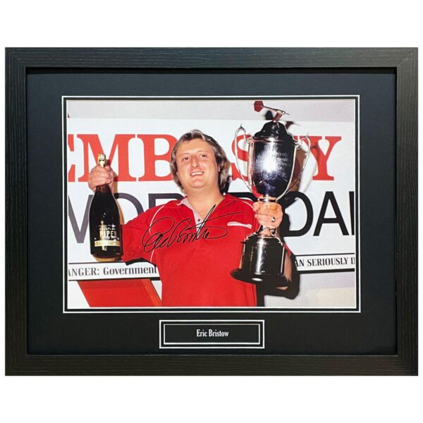Eric Bristow Signed d16e20cf58aeb6afbb73b9d106fbccb2