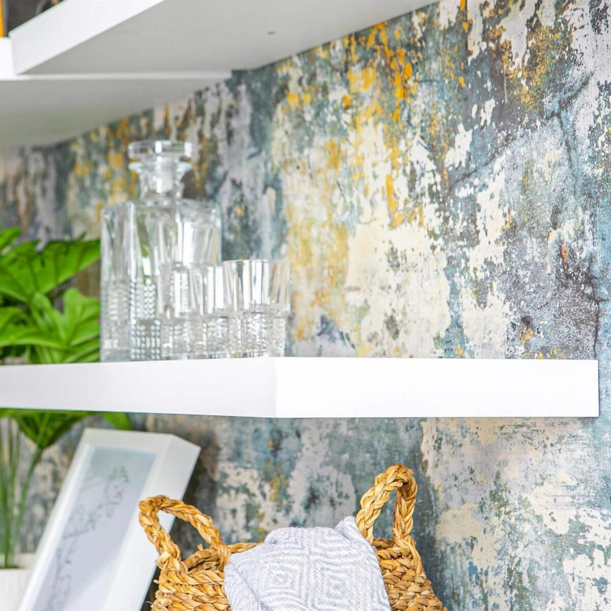Floating Wall Shelf 8db84730b2c9a394bdacfcfe846f5ff2