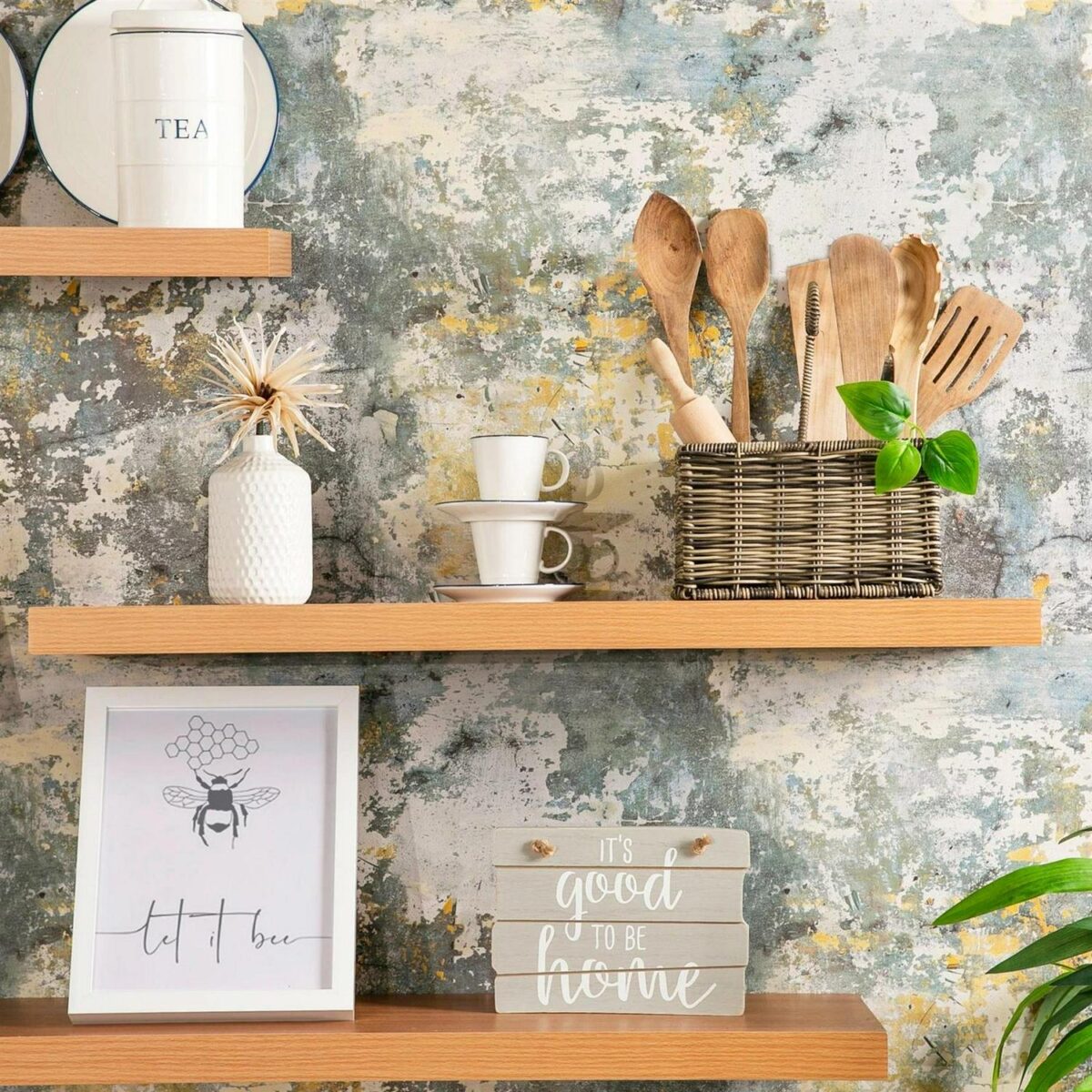 Floating Wall Shelf 95a26c1206d92a9f8492ede61f38963d