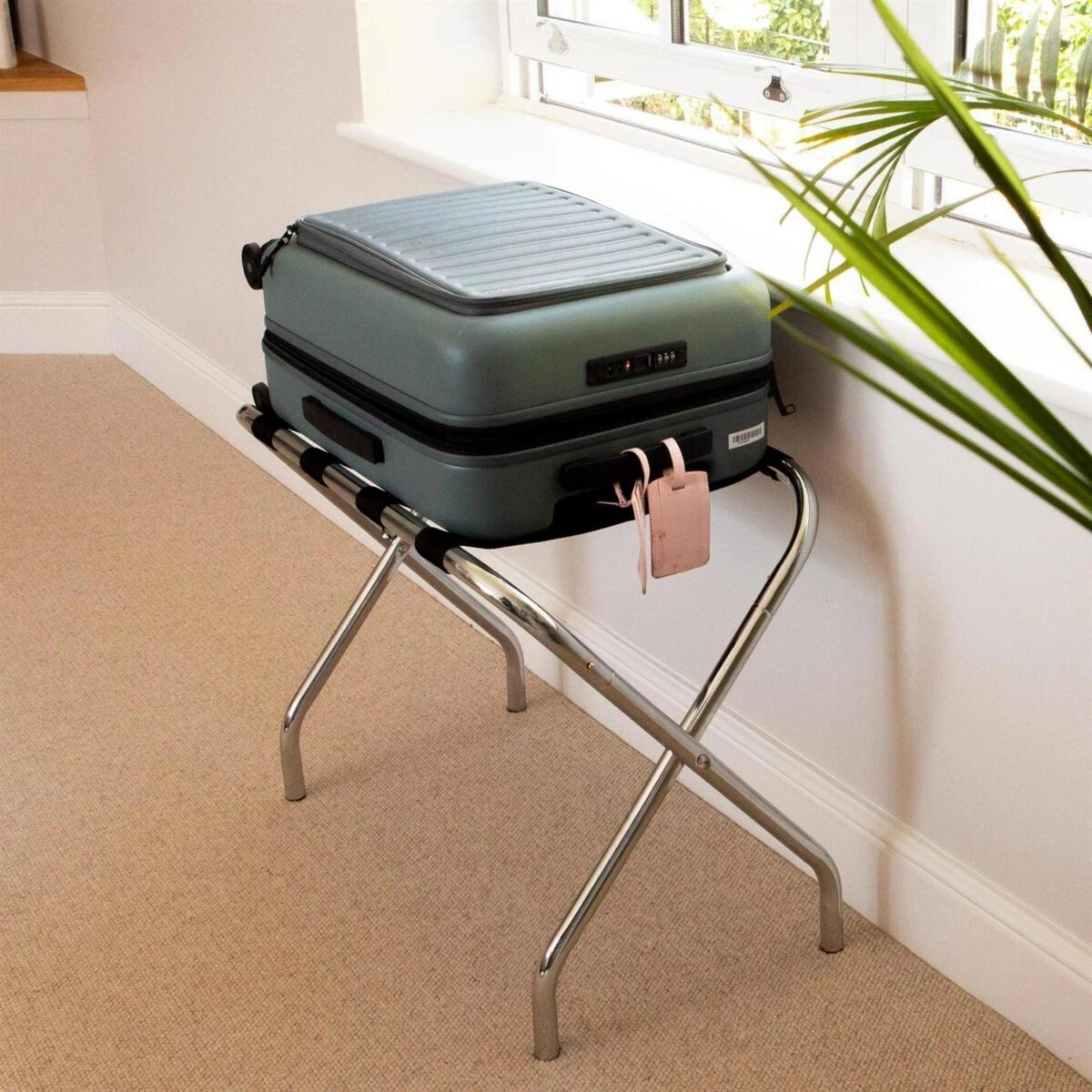 Folding Metal Luggag 6bbf95aa8a13e1b53d9b358e5a65fd18