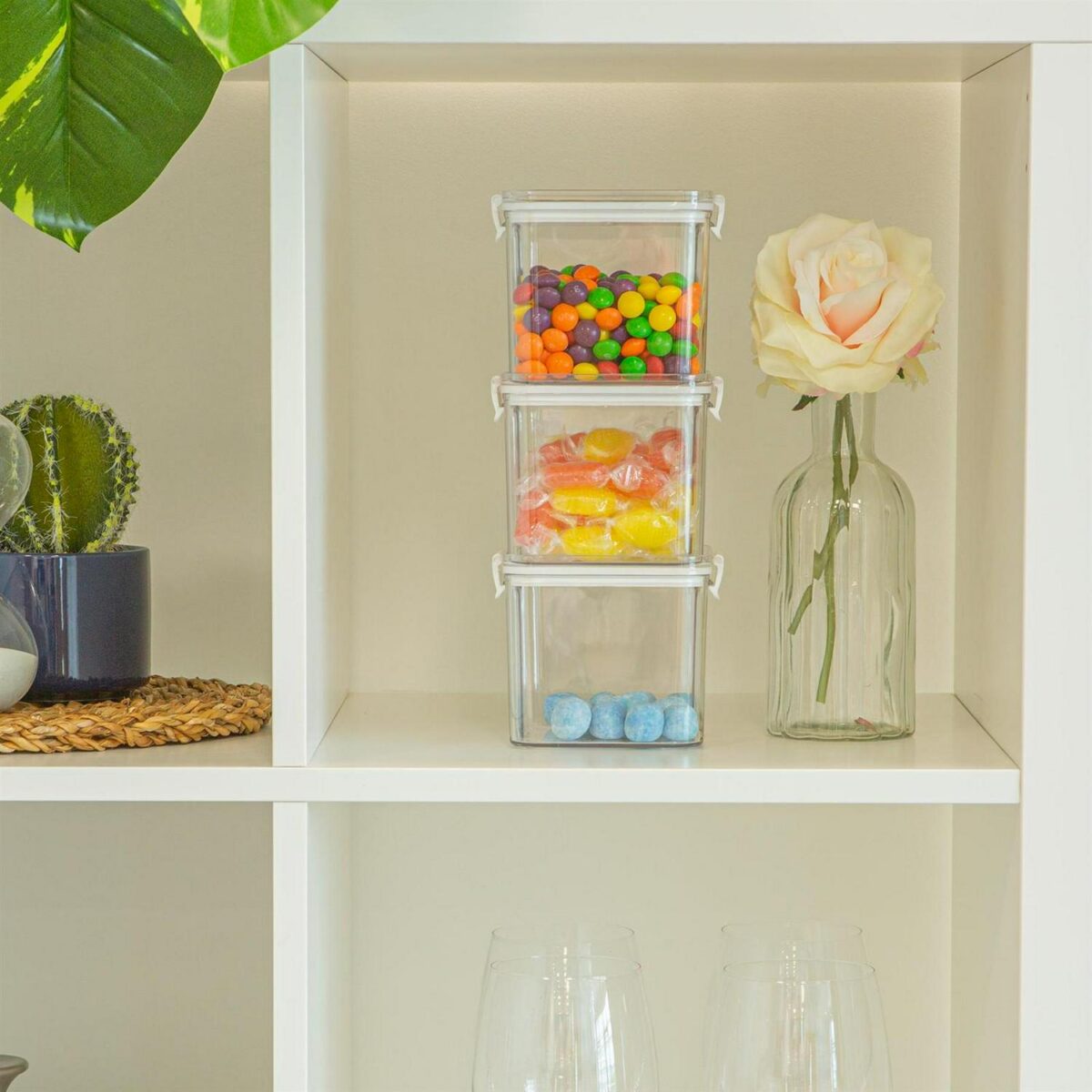 Food Storage Container Plastic Kitchen Organiser Airtight Clip Lid 700ml White - Image 7