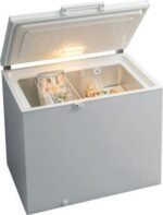 HOTPOINT Low Frost CS2A 400 H FM FA UK 1 Chest Freezer - White - Image 2