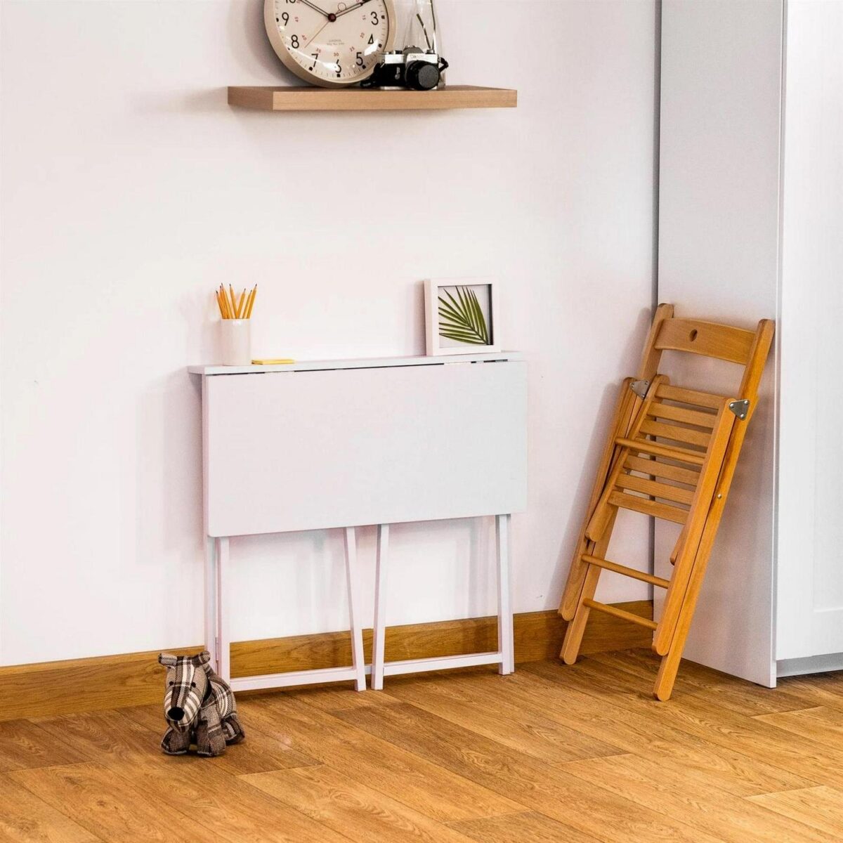 Harbour Housewares Deluxe Wooden Folding Desk Metal Frame 80cm White/Lilac - Image 6